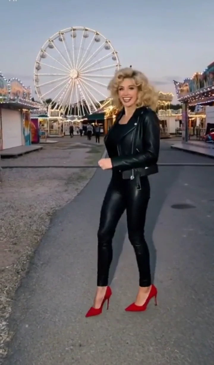 Grease Dance AI